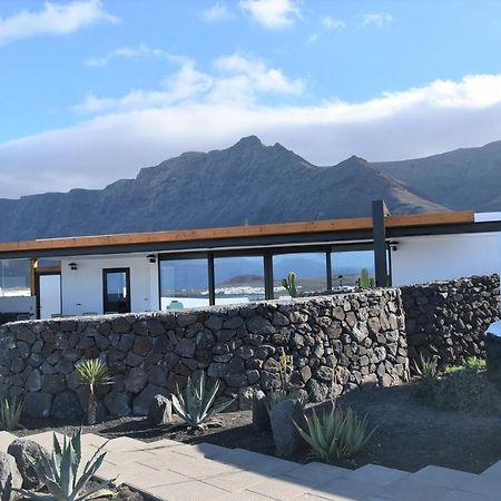 La Belle Vie Villa Famara Exteriör bild